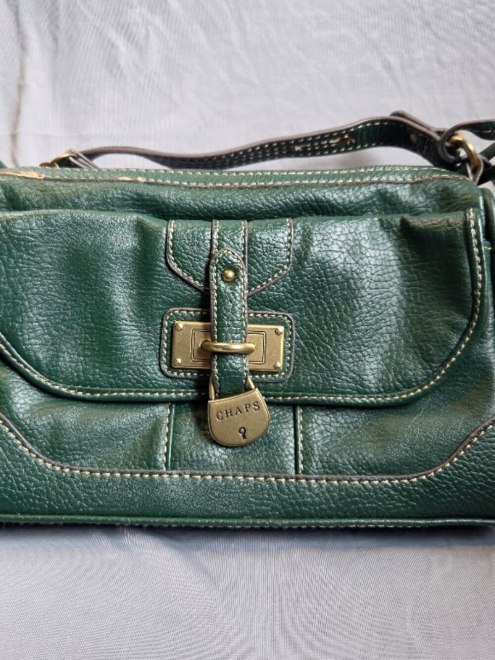 CHAPS Crossbody Shoulder Bag Purse Forest Green with Chaps lock charm